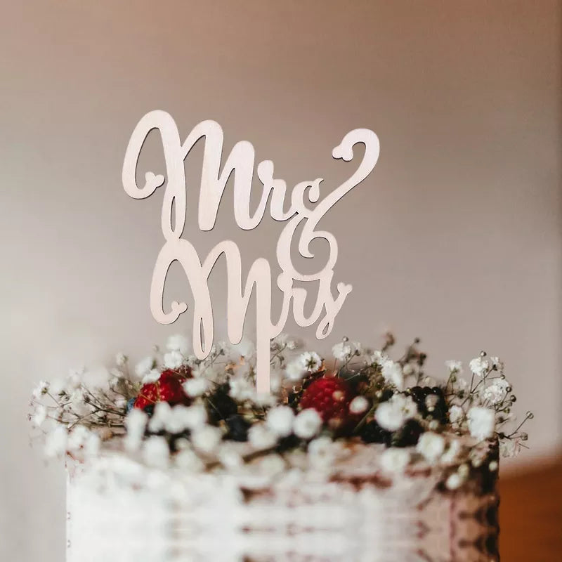1 Pc Wooden Just Married Mr & Mrs Bride and Groom Wedding Cake Topper