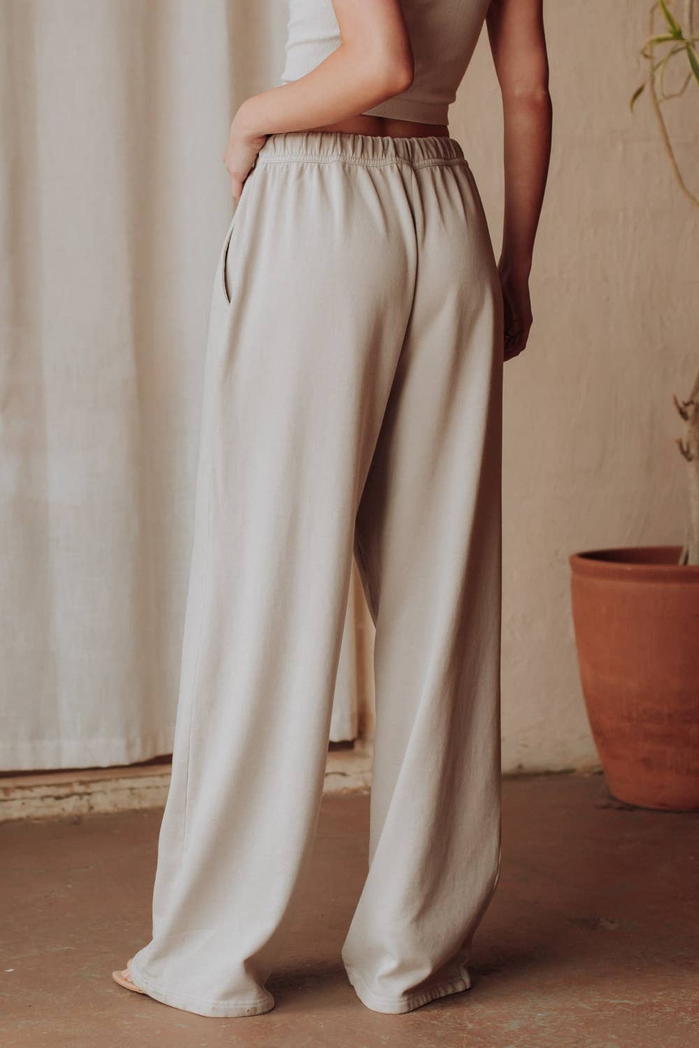 Off Duty Goddess Lounge Pants — Light Gray