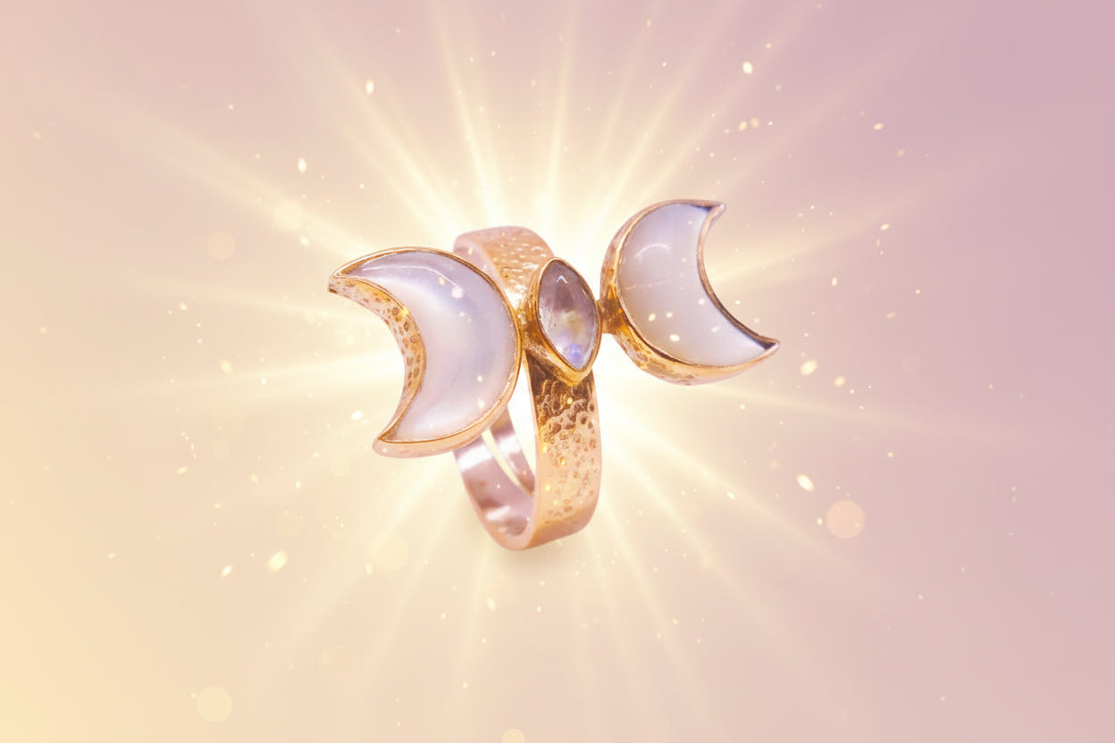 The MOONLIGHT Goddess Ring-3