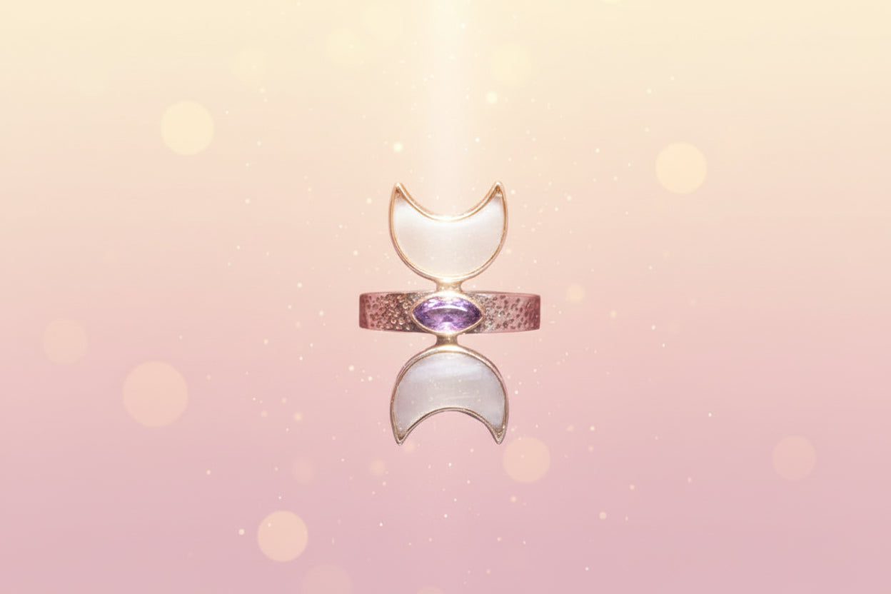 The MOONLIGHT Goddess Ring-4