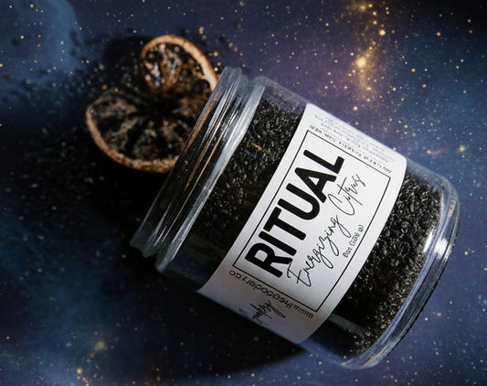 Ritual Bath Soaks with Sea Salt for Detoxifying and Relaxation - Lucky Girl Gifts