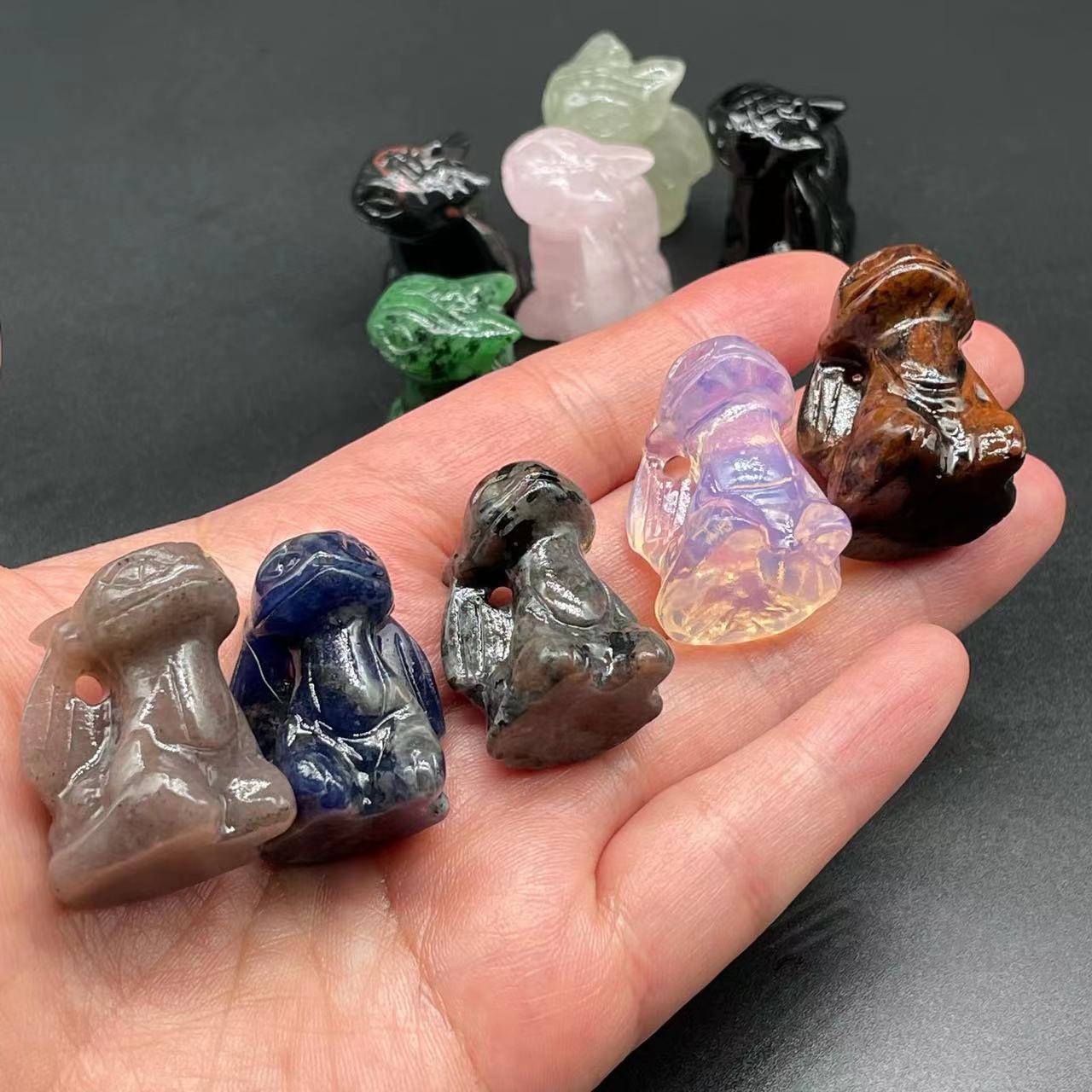 1.2 Inch Small Size Cute Crystal Toothless Dragon Carved Crystals Stones Craft