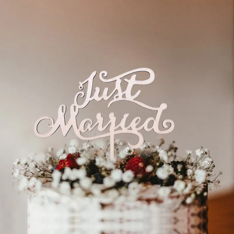 1 Pc Wooden Just Married Mr & Mrs  Bride and Groom Wedding Cake Topper