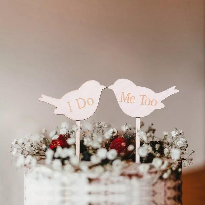 1 Pc Wooden Just Married Mr & Mrs  Bride and Groom Wedding Cake Topper