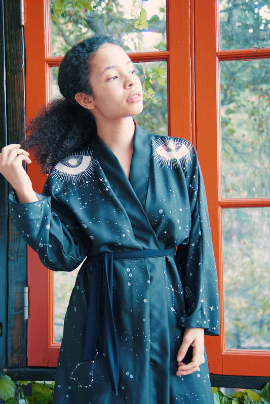 The Royal Robe - Luxurious Comfort and Style for Every Occasion - Lucky Girl Gifts