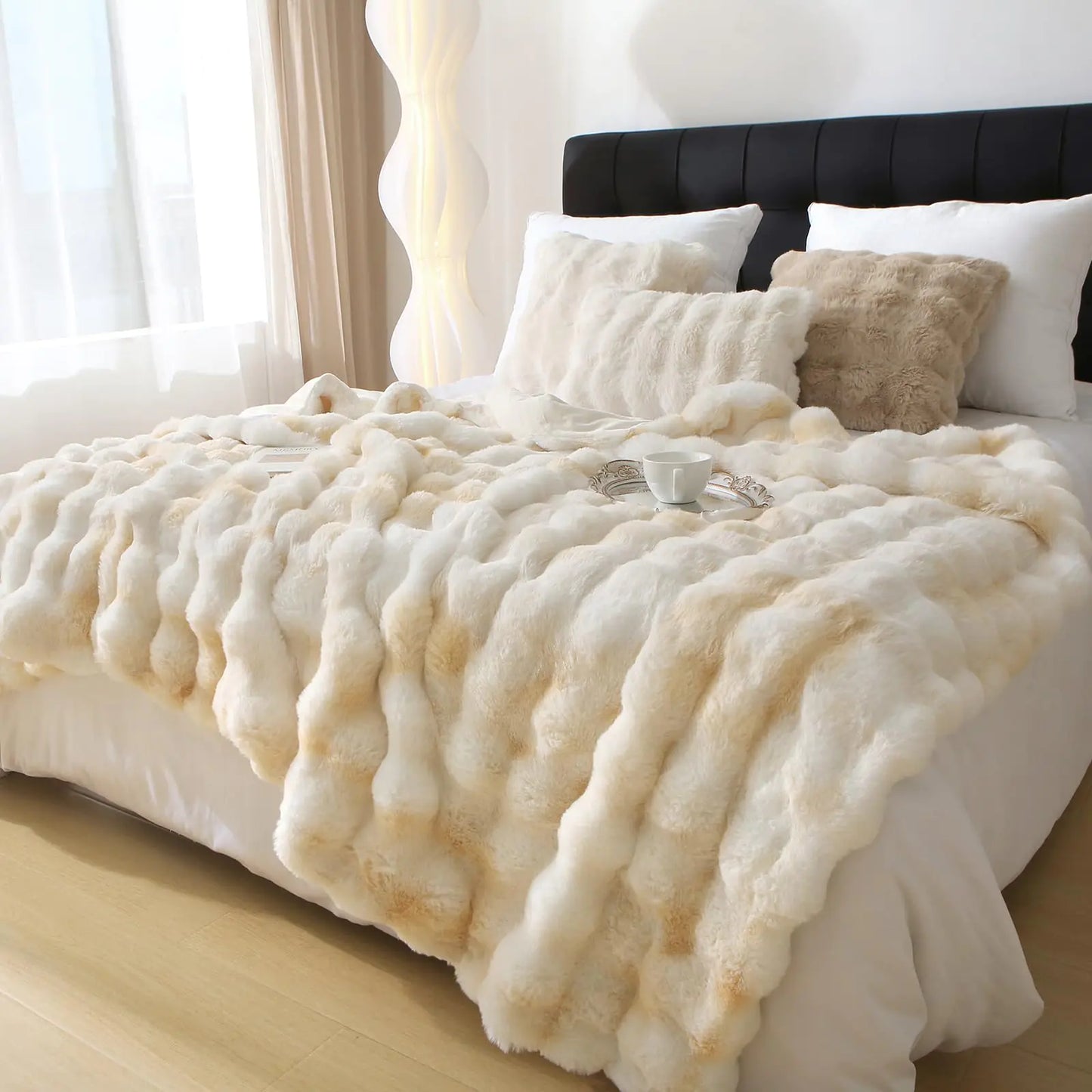 Luxury Faux Rabbit Fur Ultra-Plush Cozy Soft Decorative Blanket (Beige60"*80")